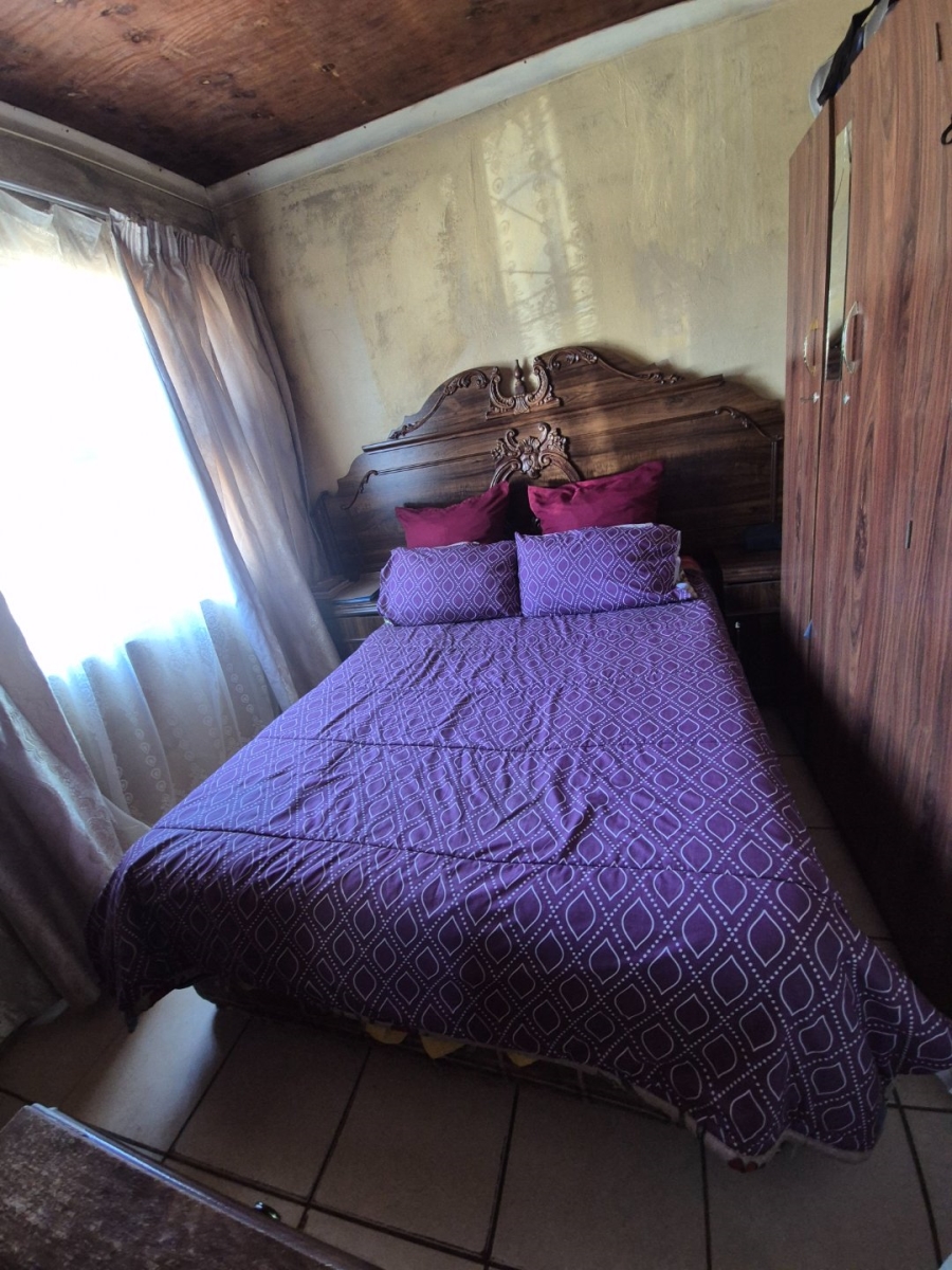 2 Bedroom Property for Sale in Kwazakhele Eastern Cape